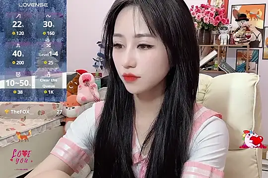  LLisa  online show from January 18, 8:51 pm