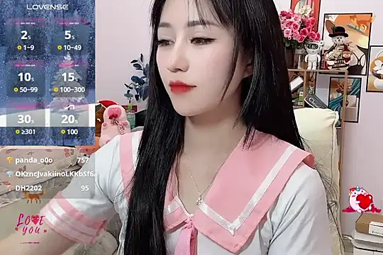  LLisa  online show from January 18, 11:55 pm