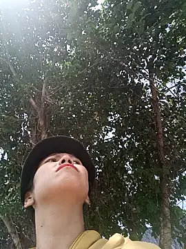 2HotAsain4u online show from April 11, 3:00 am