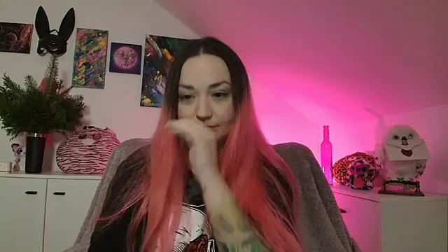 PinkHurricaneOfficial online show from March 10, 5:29 pm