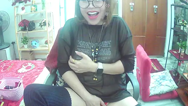 Snapshot of Miu-Le chatting on March 9, 5:55 am Miu-Le online show from March 9, 5:55 am