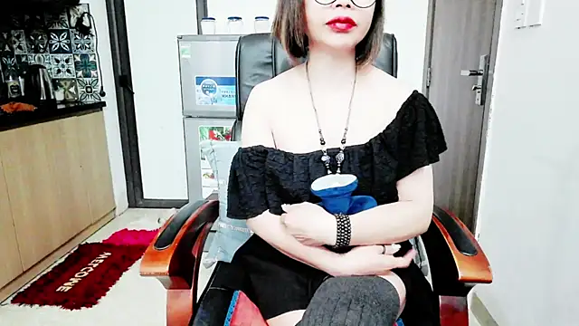 Miu-Le online show from November 21, 6:39 pm