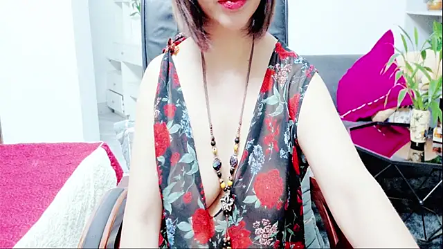 Miu-Le online show from July 8, 9:25 am