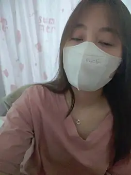 Snapshot of Kajisu_26 chatting on April 11, 7:45 am Kajisu 26 online show from April 11, 7:45 am