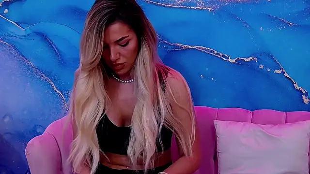 ClaraHazel online show from March 3, 5:31 am