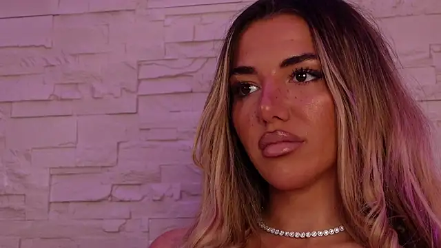 ClaraHazel online show from October 13, 5:29 am