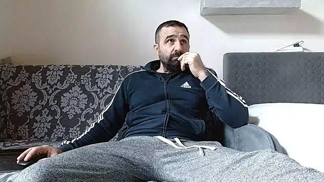 ivat80 online show from February 13, 7:15 am