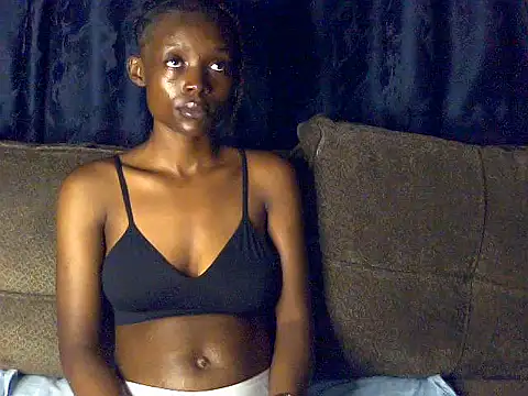 petite clara24 online show from February 7, 9:29 pm