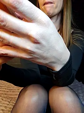 Lib ertine32 online show from February 12, 11:16 am