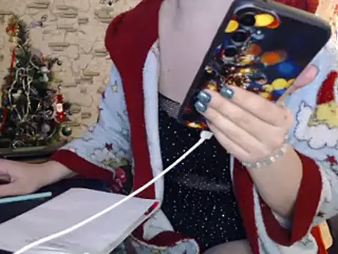  Kitti  online show from January 4, 12:05 am