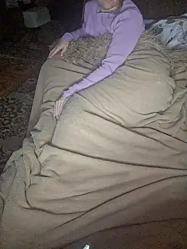  Kitti  online show from March 8, 2:12 am