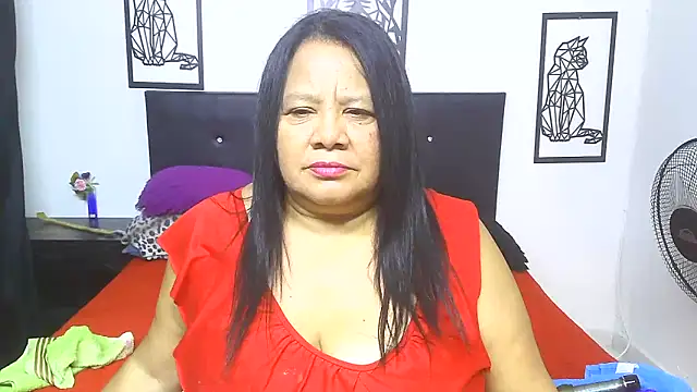 Shanttal0272 online show from December 19, 9:00 pm