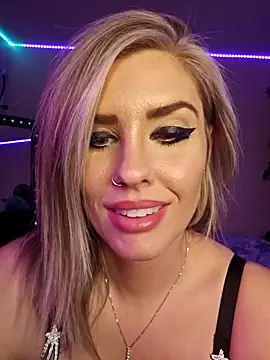 Snapshot of ellieconradxo chatting on January 11, 6:56 am ellieconradxo online show from January 11, 6:56 am