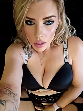 Snapshot of ellieconradxo chatting on September 9, 5:12 pm ellieconradxo online show from September 9, 5:12 pm