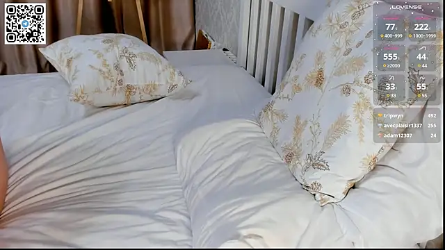 lovelykaylee online show from January 18, 5:26 pm