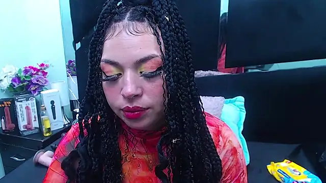 Cocoo Nuth online show from January 5, 3:11 am