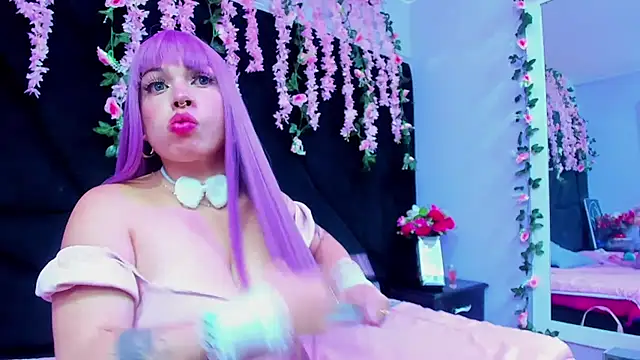 Cocoo Nuth online show from February 9, 7:05 am