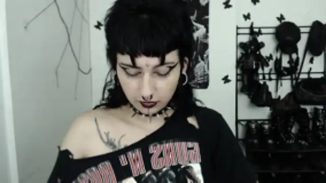 n0sferatus   online show from November 14, 3:38 am