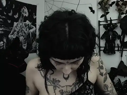n0sferatus   online show from June 11, 2:53 am