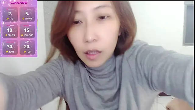 aFanny online show from January 10, 1:35 pm