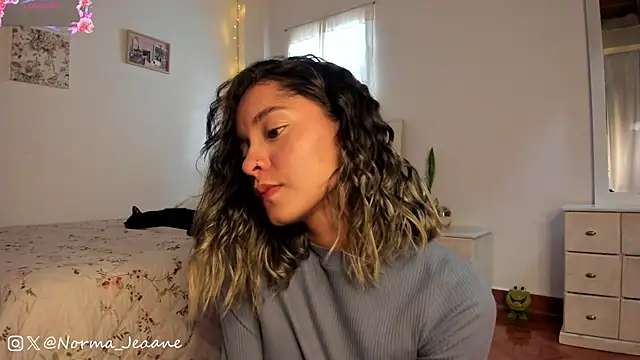 Norma-Jeaane online show from January 17, 7:49 pm