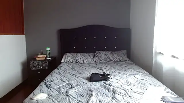 Emilia 1995 online show from January 16, 4:00 pm