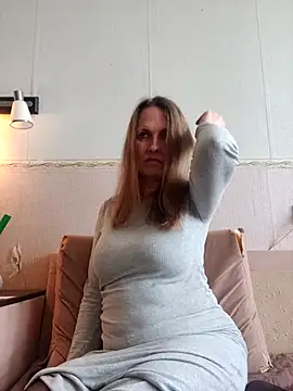 Evelina cute online show from April 12, 12:21 pm