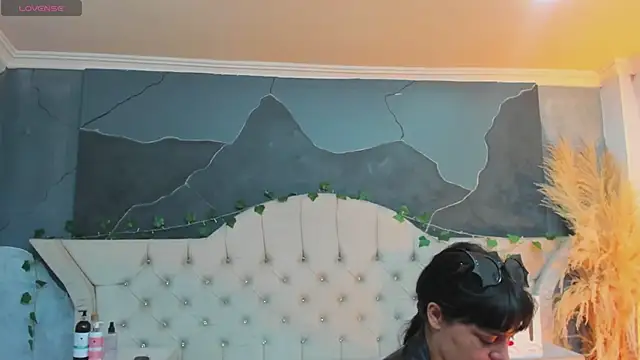 AmberGreyy  online show from January 10, 1:13 pm