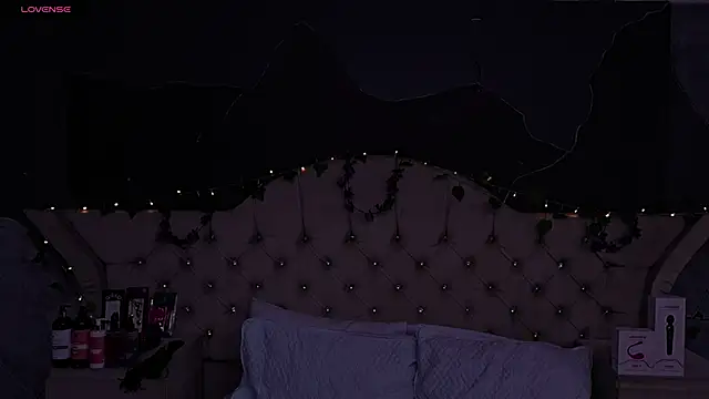 AmberGreyy  online show from March 1, 1:35 pm