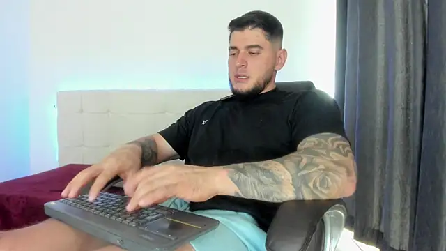 Teilor Creed online show from February 20, 7:14 pm