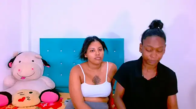 Snapshot of ladypussy69 chatting on December 5, 7:28 pm ladypussy69 online show from December 5, 7:28 pm