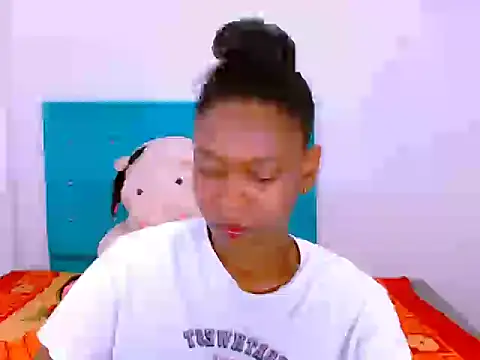 Snapshot of ladypussy69 chatting on December 7, 11:51 am ladypussy69 online show from December 7, 11:51 am