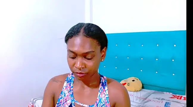 Snapshot of ladypussy69 chatting on January 25, 1:43 am ladypussy69 online show from January 25, 1:43 am