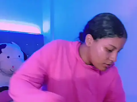 Snapshot of ladypussy69 chatting on February 1, 8:57 am ladypussy69 online show from February 1, 8:57 am