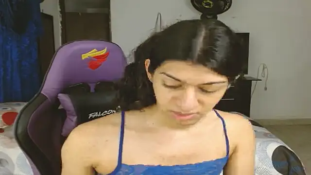 engielphoenis14 online show from March 14, 11:22 pm