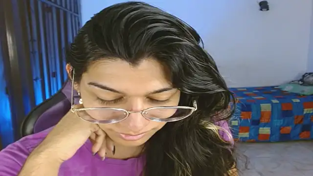 engielphoenis14 online show from November 15, 2:42 am