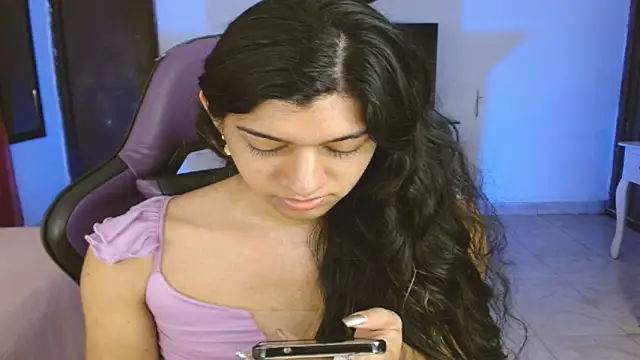 engielphoenis14 online show from February 3, 10:59 pm