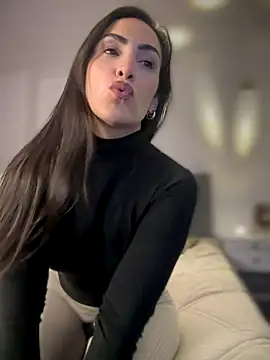 alessandra-a online show from October 7, 2:31 am