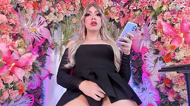 Laurenn evans online show from March 17, 8:34 pm