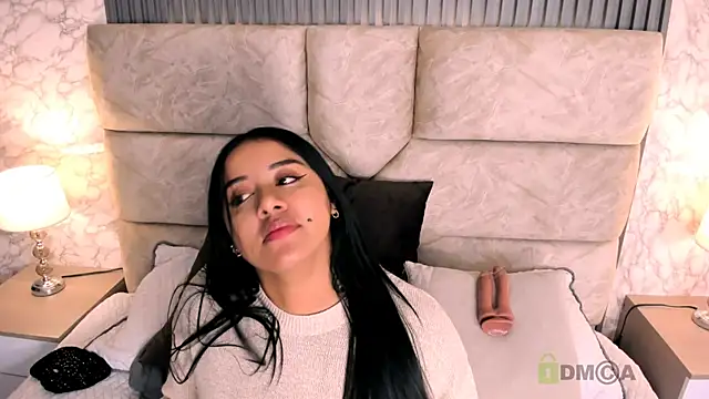 amatista  smith online show from February 22, 8:20 pm