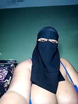 Snapshot of Loly_mor chatting on January 6, 12:13 pm Loly mor online show from January 6, 12:13 pm