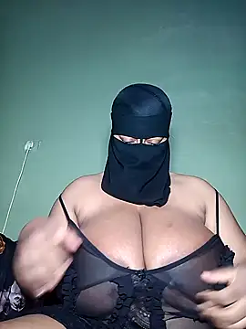 Snapshot of Loly_mor chatting on January 23, 12:09 pm Loly mor online show from January 23, 12:09 pm