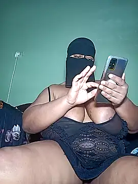 Snapshot of Loly_mor chatting on January 24, 4:59 am Loly mor online show from January 24, 4:59 am