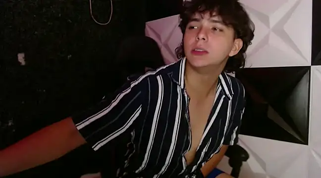 Dani cumboy online show from February 9, 3:22 am