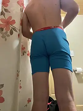 Snapshot of Lilsmokeshow017 chatting on January 11, 1:32 am Lilsmokeshow017 online show from January 11, 1:32 am