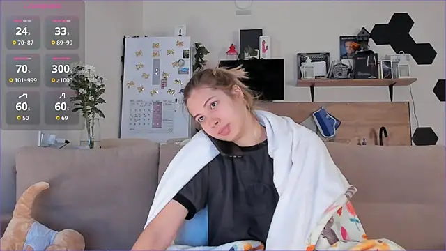 Girl alone home online show from October 17, 4:04 am