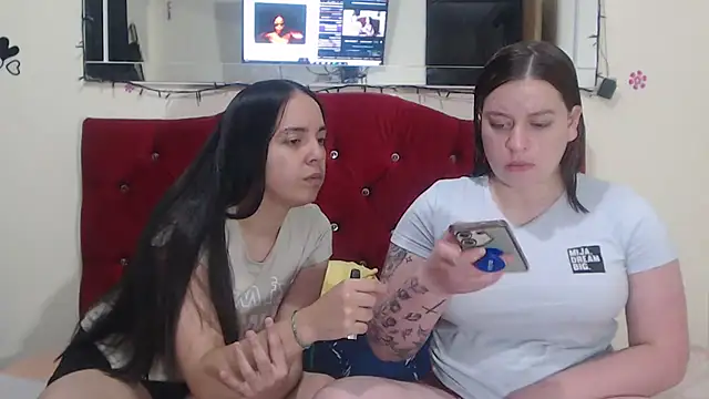 Snapshot of Lola_barbara chatting on December 15, 12:40 am Lola barbara online show from December 15, 12:40 am