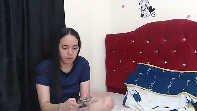 Snapshot of Lola_barbara chatting on January 23, 1:08 am Lola barbara online show from January 23, 1:08 am