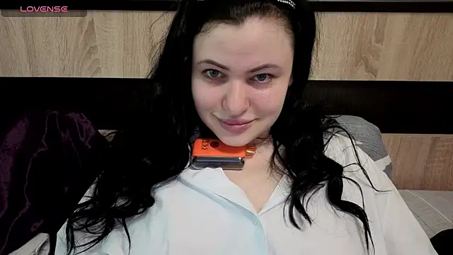 German Eva online show from May 16, 1:32 pm