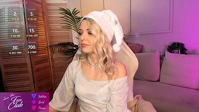 Gloria Lovely online show from December 27, 10:55 am